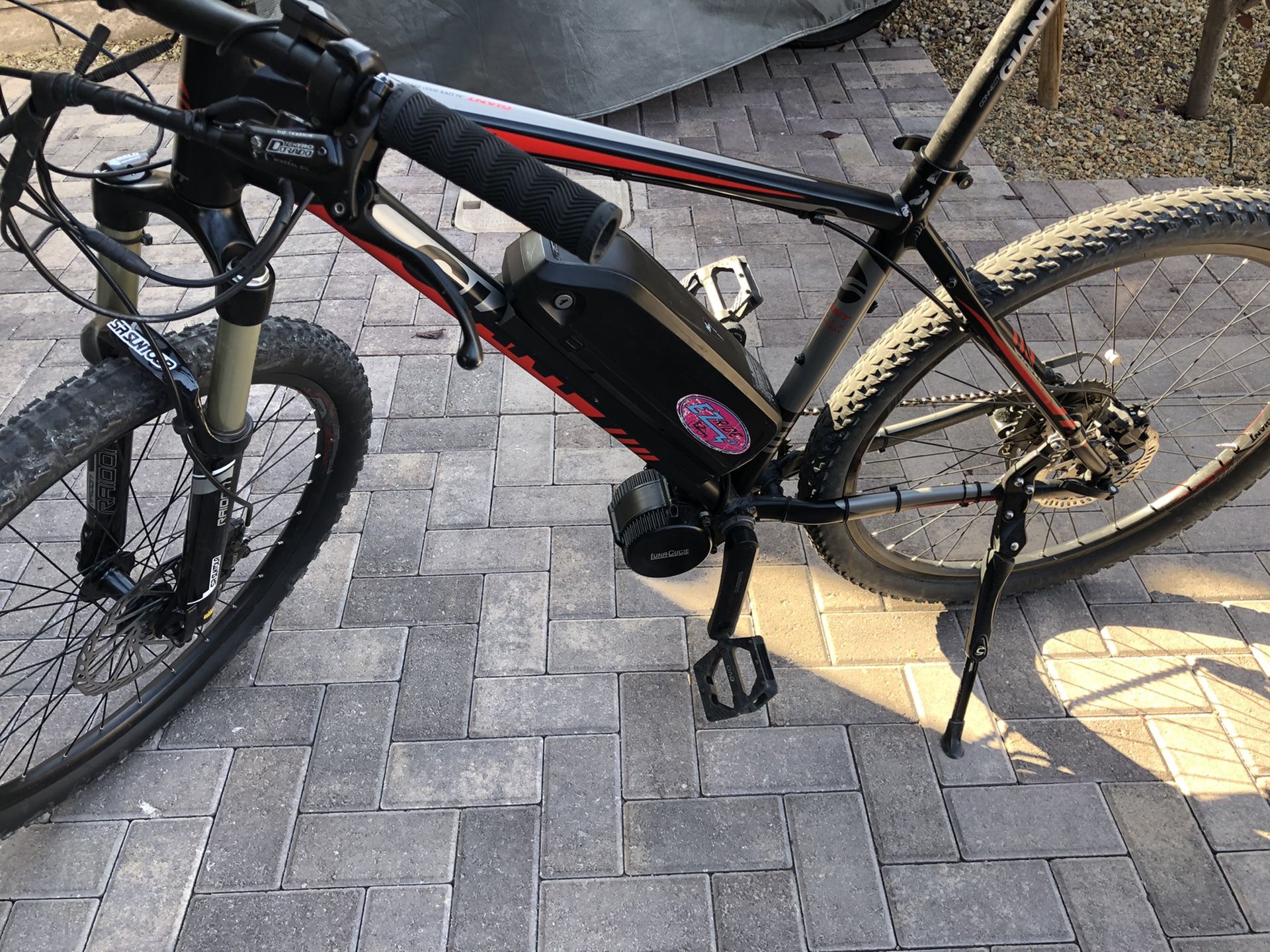 Giant E-bike excellent condition