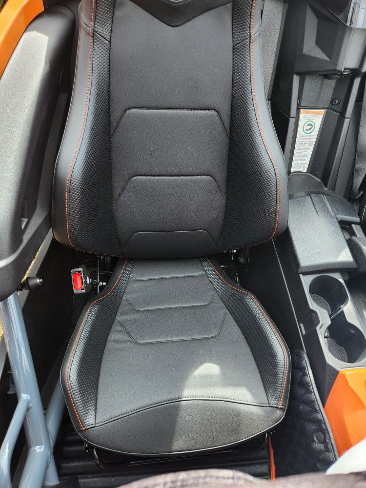2020+ Slingshot R OEM seats with orange stitching