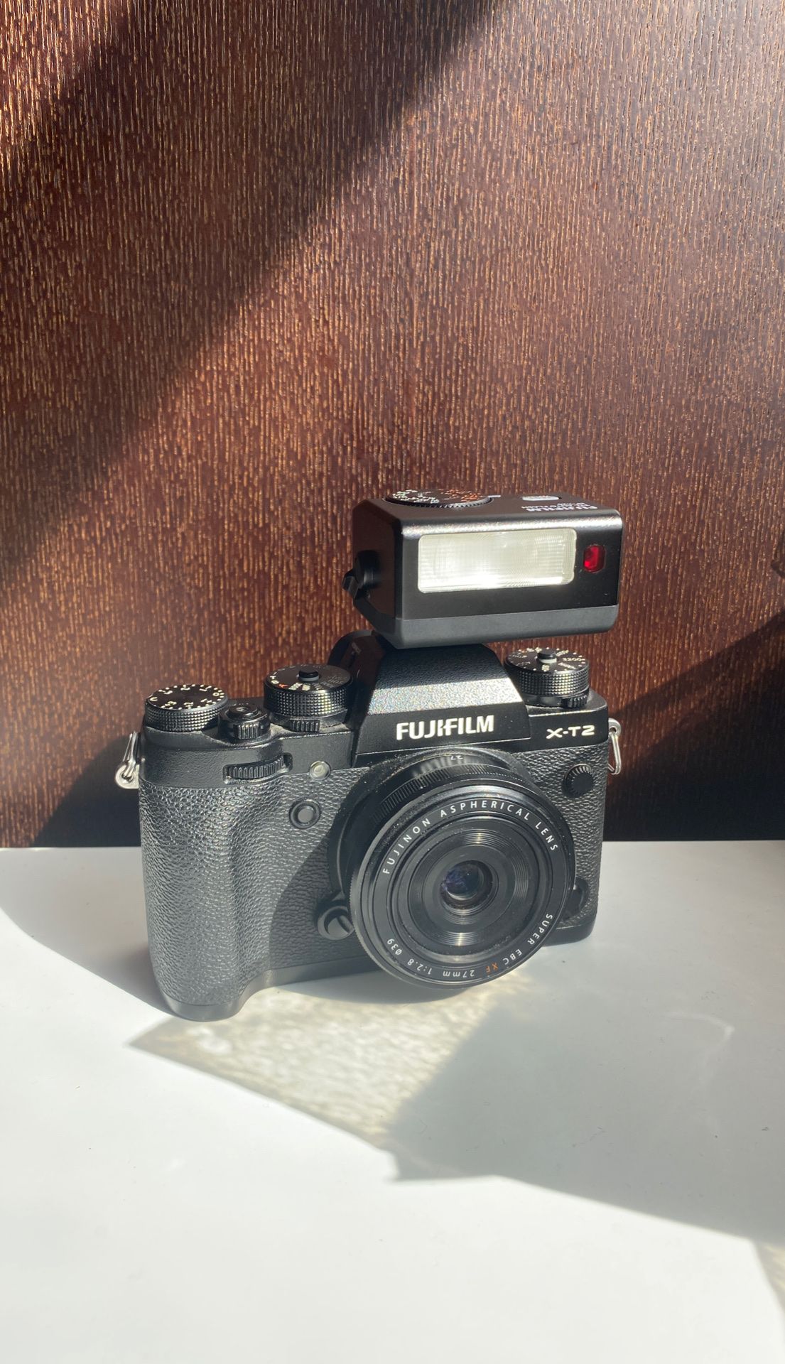 Fujifilm x-t2 + 27mm lens + extras TRADE