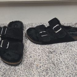 8M Women's Fuzzy Slip on Sandals