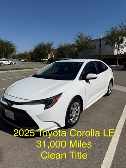 🔥🚗 2025 TOYOTA COROLLA LE — LOW MILES — IMMACULATE 🔥
