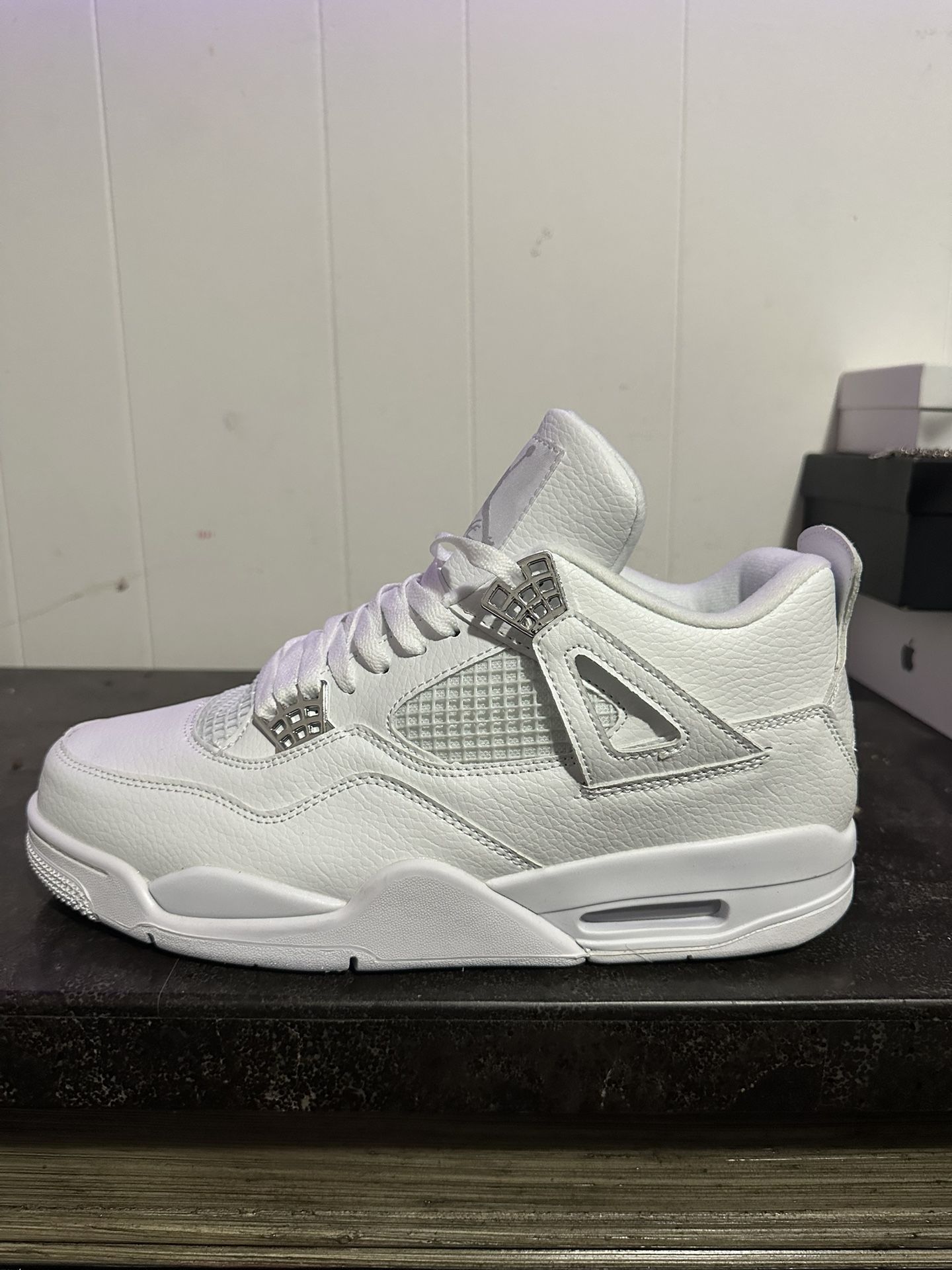 Jordan Retro 4 Pure Money