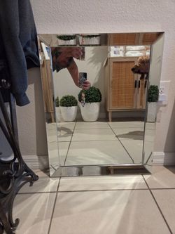 2 mirrors