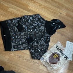 Size XL( Bape Hoodie runs Like A Large) 