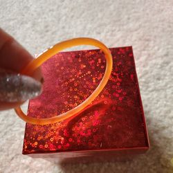 Thin Orange Jade Bracelet 