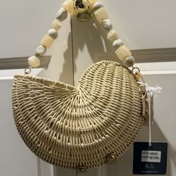 Wicker Shell Purse