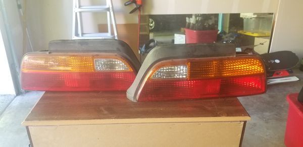 91-95 Acura Legend Coupe left and right Tail Light Assemblies
