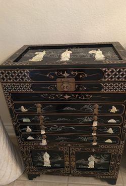 Oriental silverware chest from Japan. Katy area 77084
