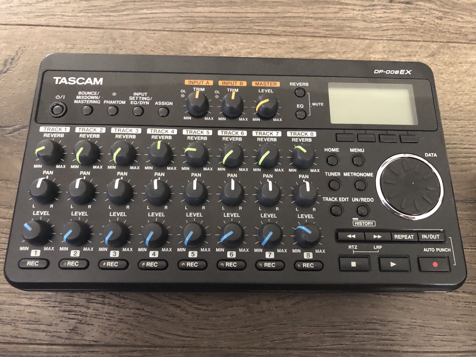 Tascam DP008-EX Mulitrack Recorder Portable 8 track recorder