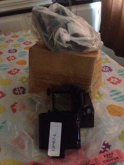 1969 Ford Mustang big block motor mounts brand-new please no flakes ❄️