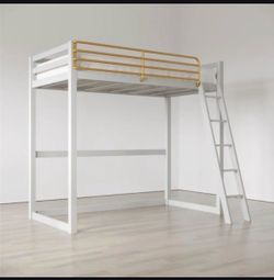 Monarch Queen loft bed