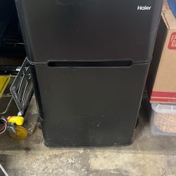 Mini Refrigerator 