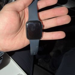 Apple Watch SE