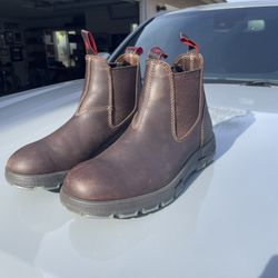 Redback Chelsea Boots
