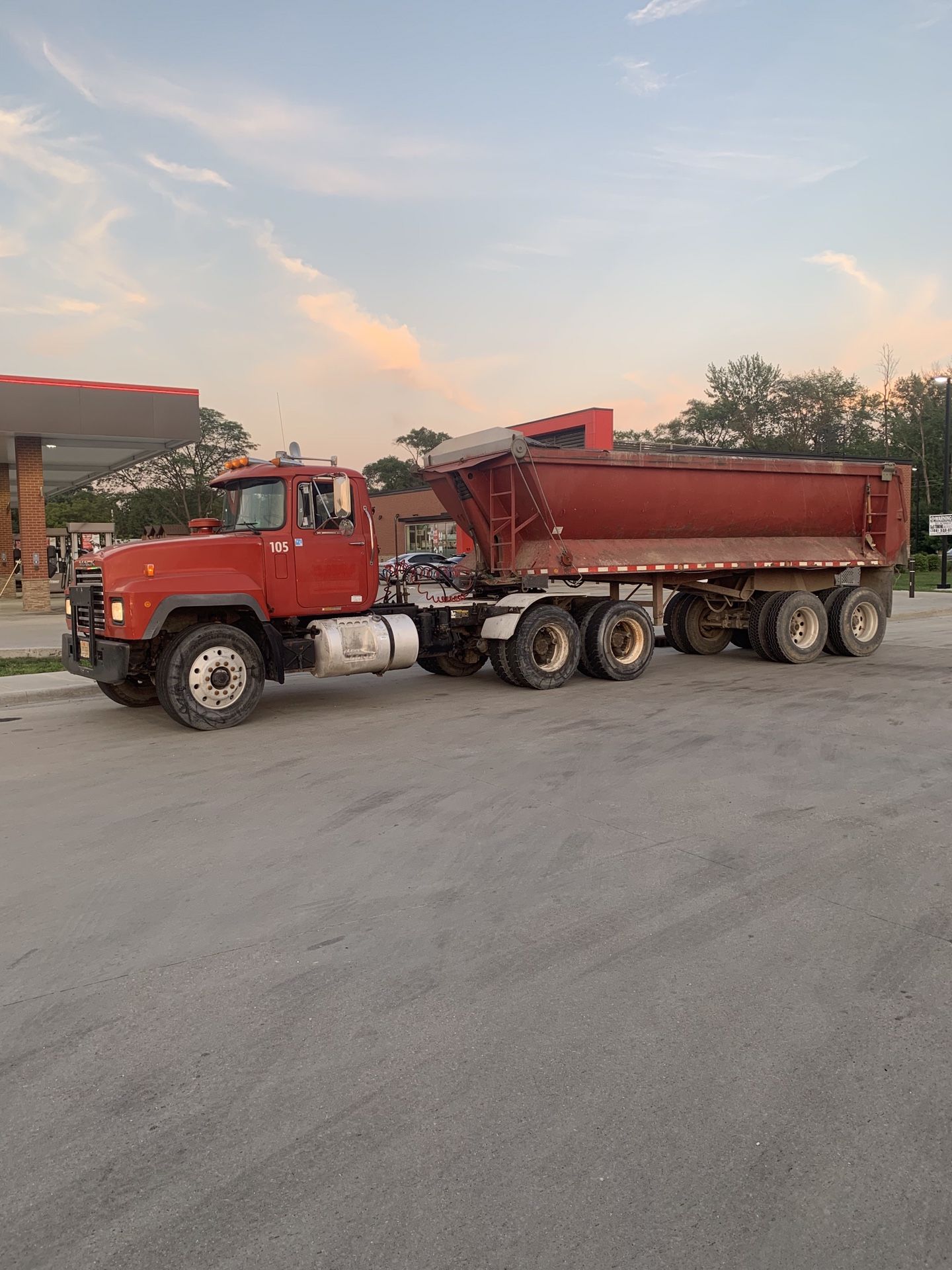 Mack Rd 600 for Sale in Chicago, IL - OfferUp