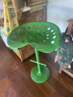 John Deere Metal Seat Chair Decor