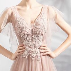 Brand new Wedding Dress size S/M with tag  