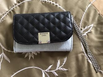BRAND NEW GUESS WALLET