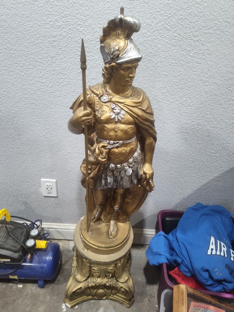 Trojan Statue