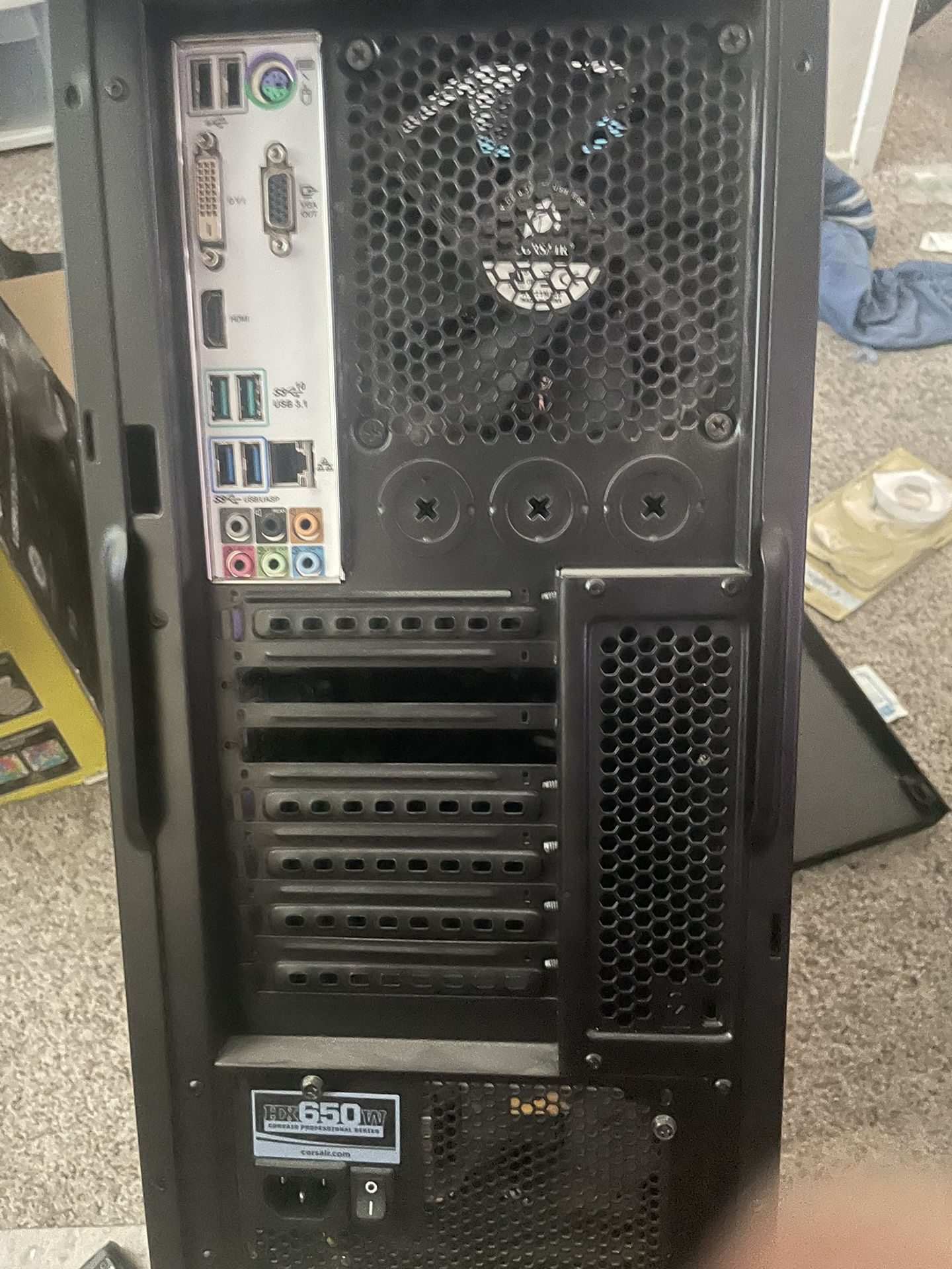 Gaming PC i7 4790K + GTX 1080 32GB RAM Great 1080p Performance No HDD