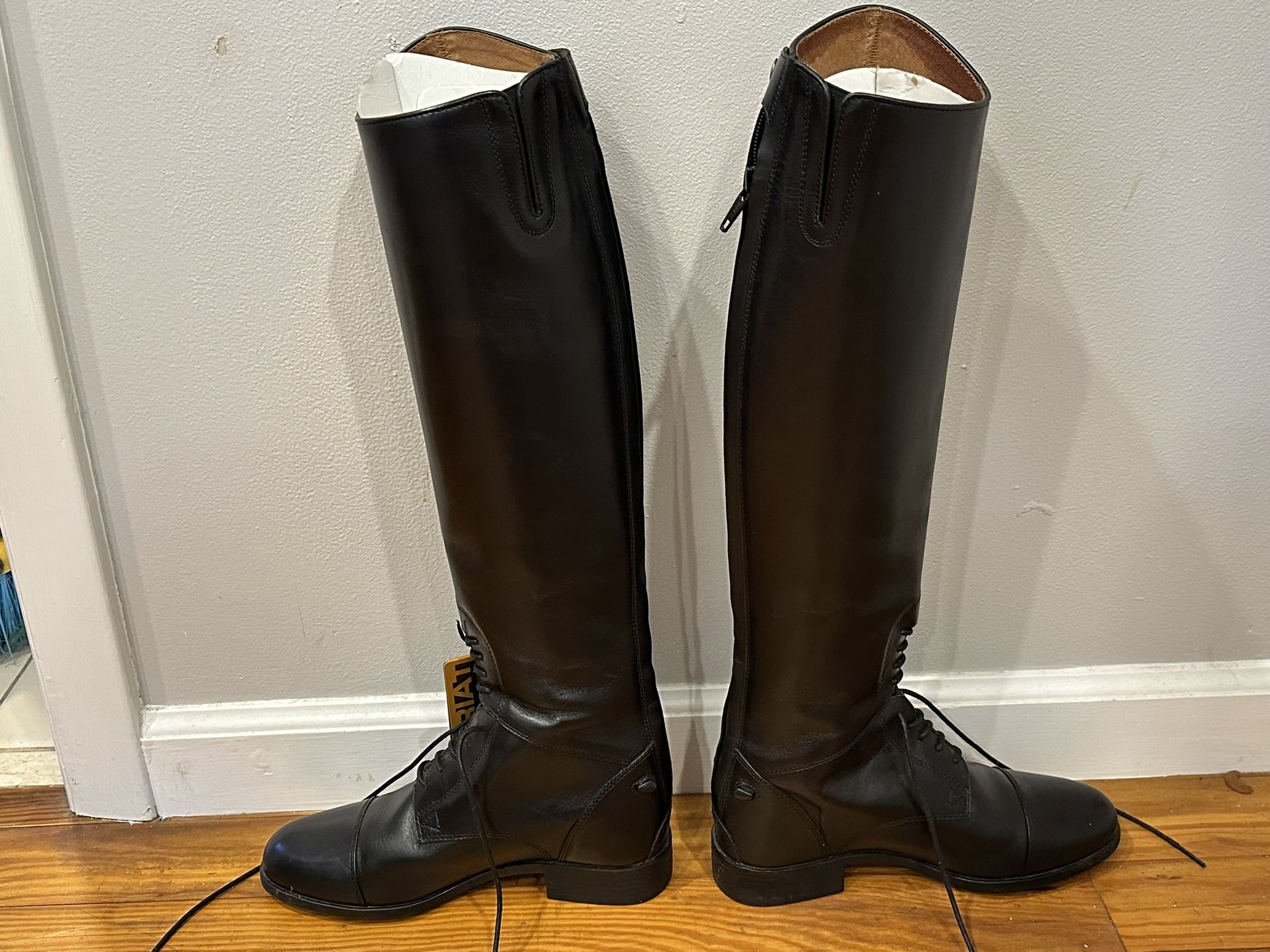 Ariat Horseback Riding Boots - Size 7