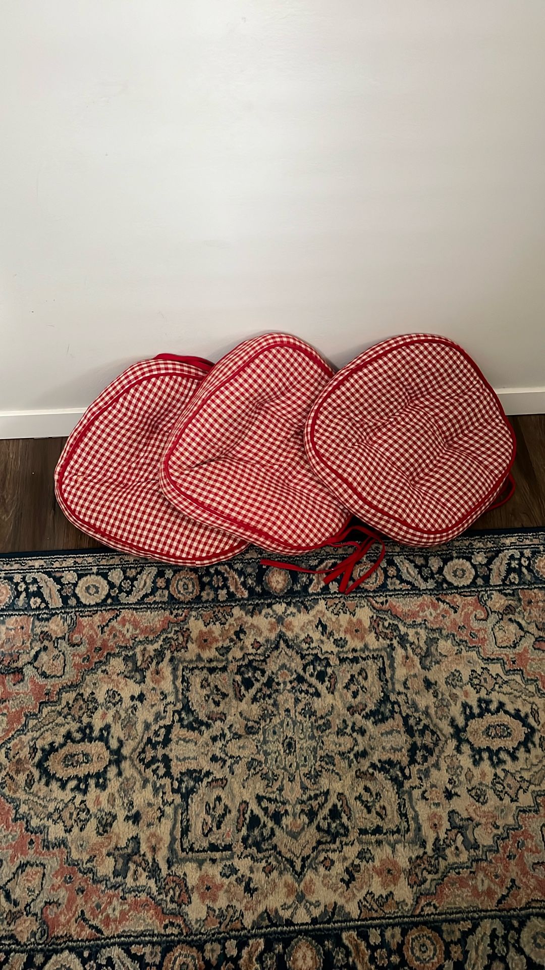 FREE Seat cushions