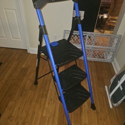 4 Step Steel Heavy Duty Ladder