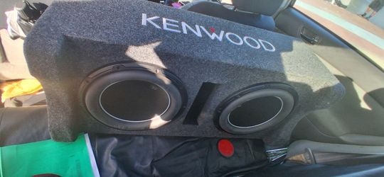 Kenwood Dual Subwoofer Speaker Box