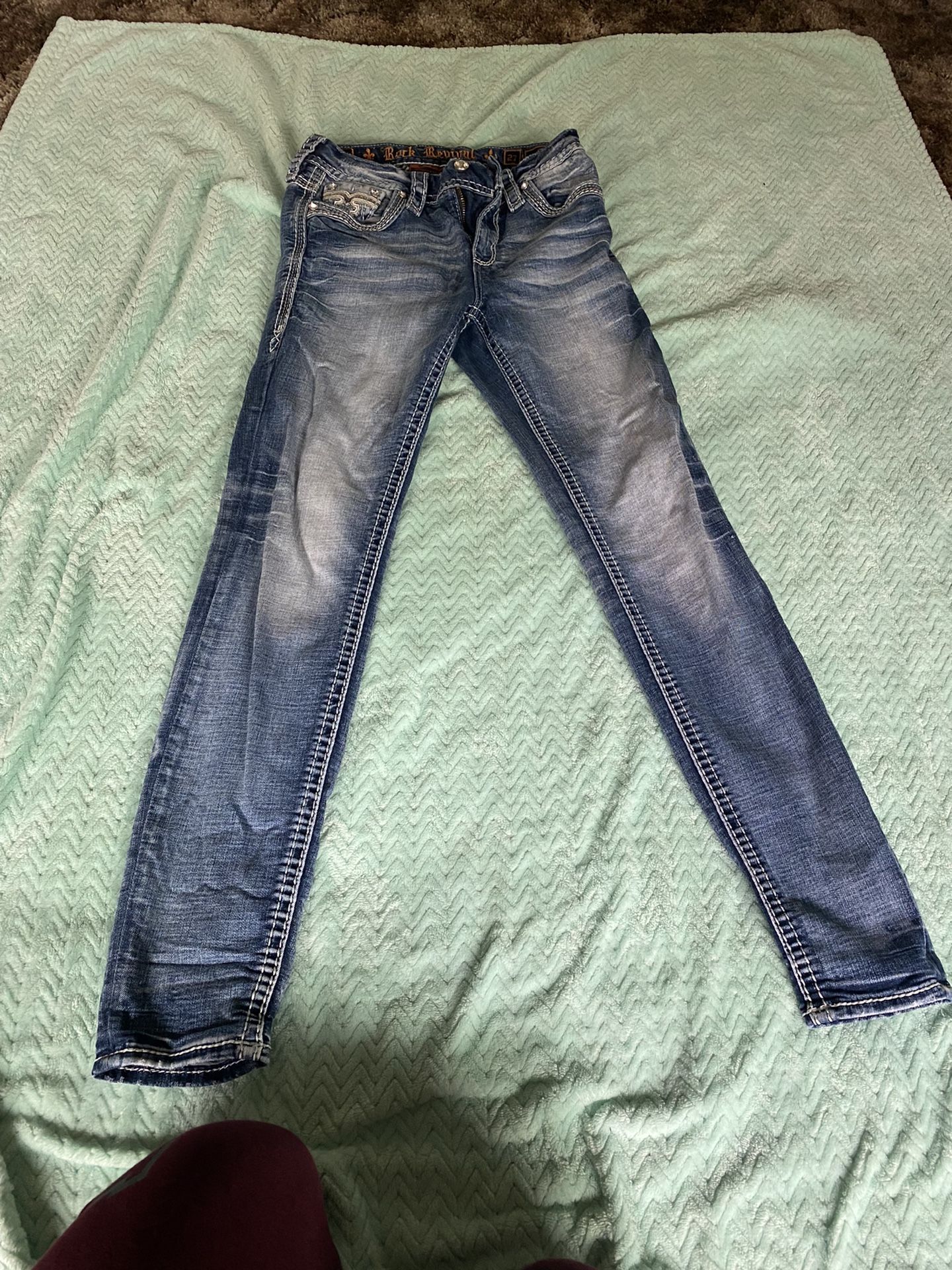 Rock Revivals Size 27