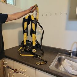 Guardian Construction  Safety Harness with Shock Absorbing Lanyard