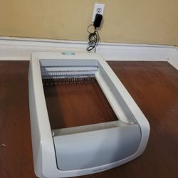 Petsafe Scoopfree Self Cleaning Litter Box 