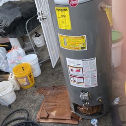 50 Gallon Water Heater (used) Must Go