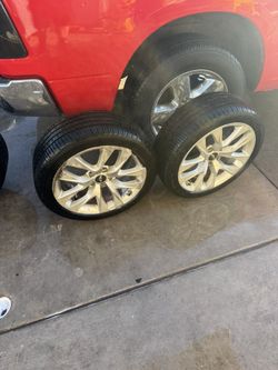 Hyundai Genesis Tires