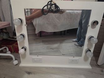 Hollywood Vanity mirror