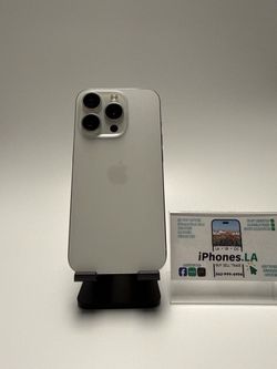 iPhone 15 Pro 256GB White Unlocked Like New
