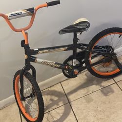 Boys  Bike With  Training Wheels 