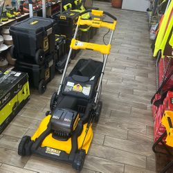 DEWALT 2x20V MAX 21 in. Cordless Battery Powered Self Propelled Lawn Mower