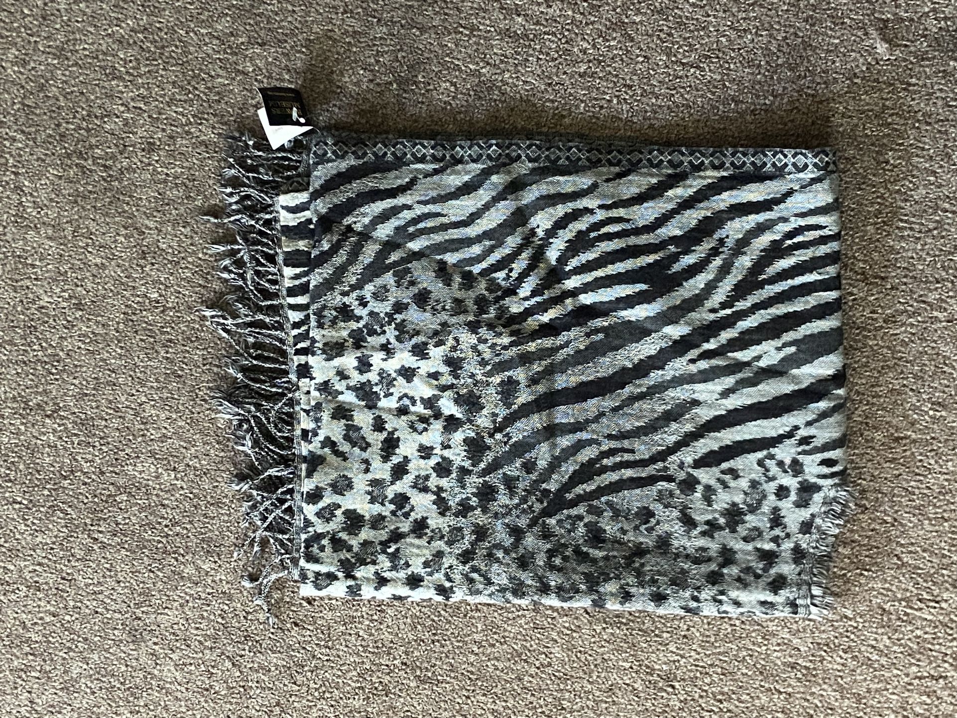 Bowers Museum Shawl
