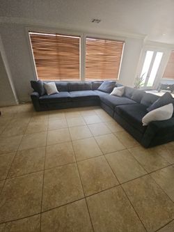 Moving sale extra Large nest navy blue L-Shaped Sectional nest Sofa