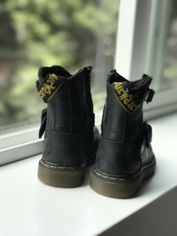 Dr Martens kids size 5