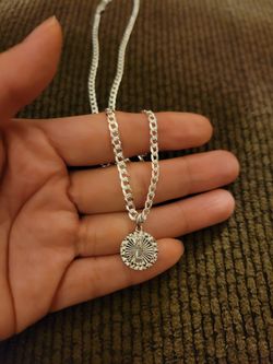 Italy 925 Sterling Silver DC Dainty Necklace 18" w/ Our Lady of Guadalupe Charm for Women Plata 925 Cadena & Dije Virgen de Guadalupe Para Dama 18"