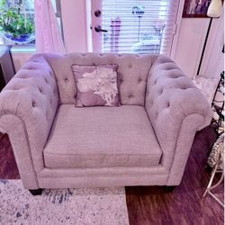 Comfortable Chair 51” Wide