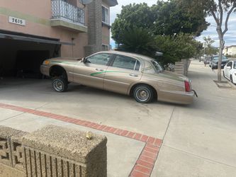 It’s a 1998 Lincoln
