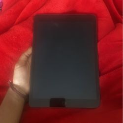 9th/Nine Gen Apple iPad, Like New 