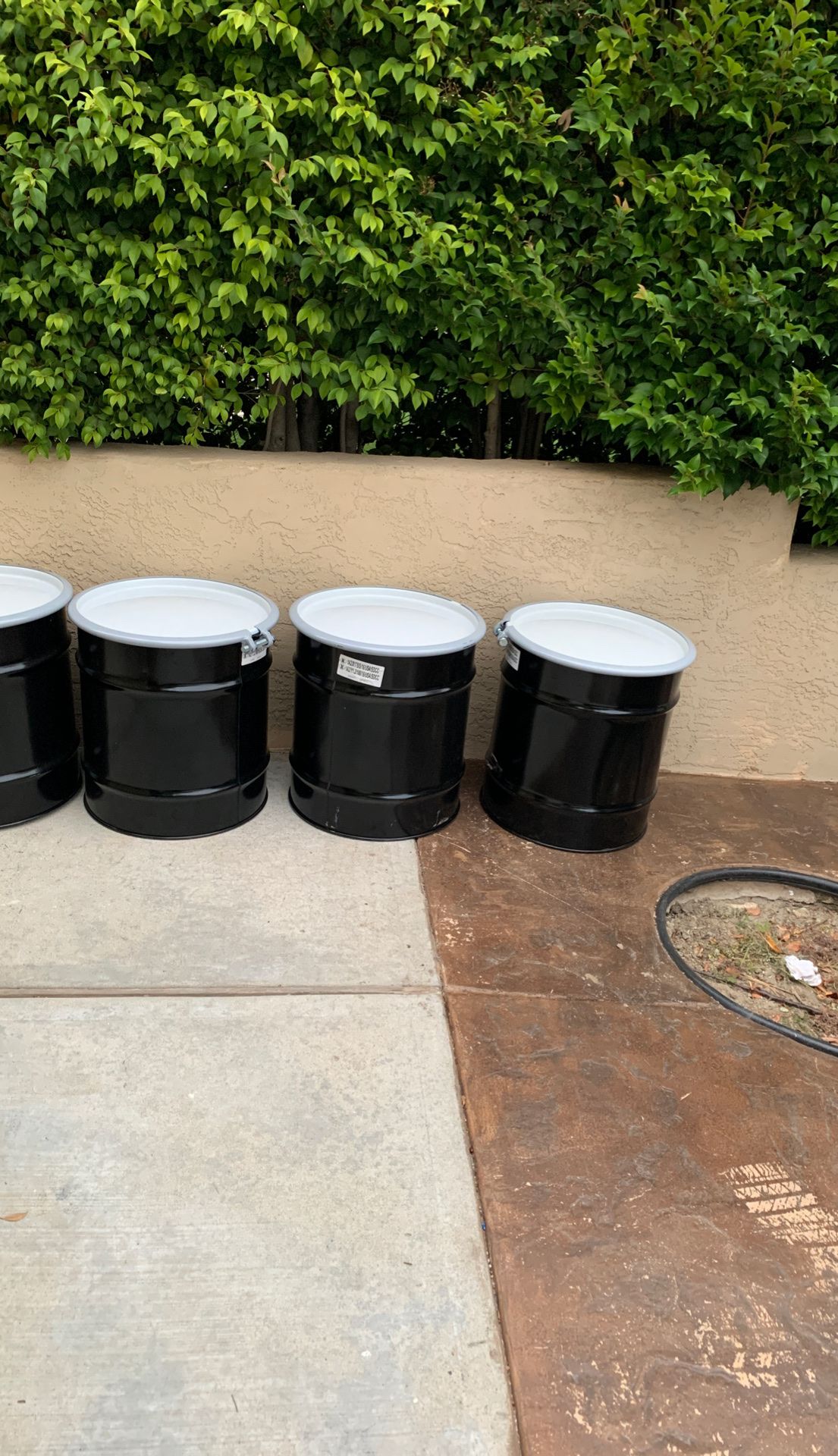 New. 20 gallons of barrel Drums