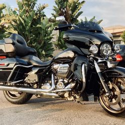 2017 Harley Davidson Ultra Classic FLHTCU