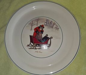 Hallmark Collectible  Christmas Plate