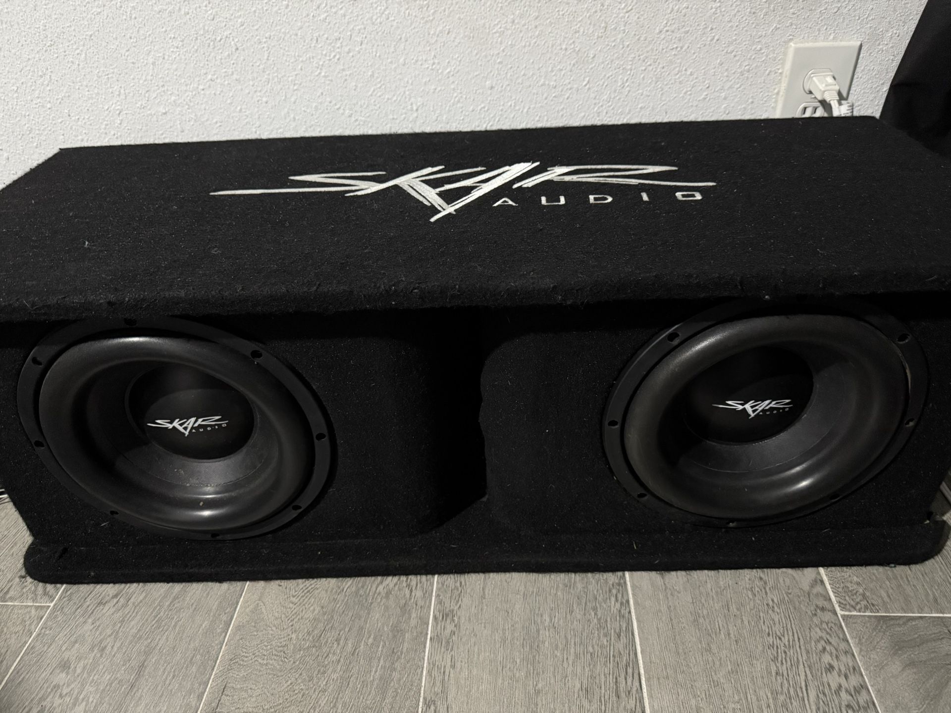 SKAR Audio Speakers And Box 