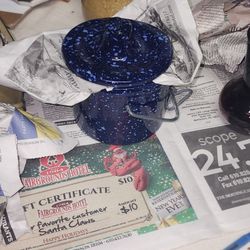 Blue Colored Spotted Ceramic With Lockable Lid. 