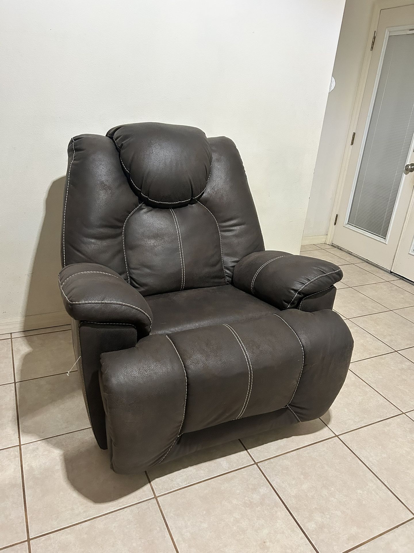 Recliner Chair